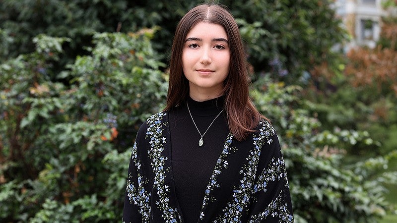 Hana Dussan