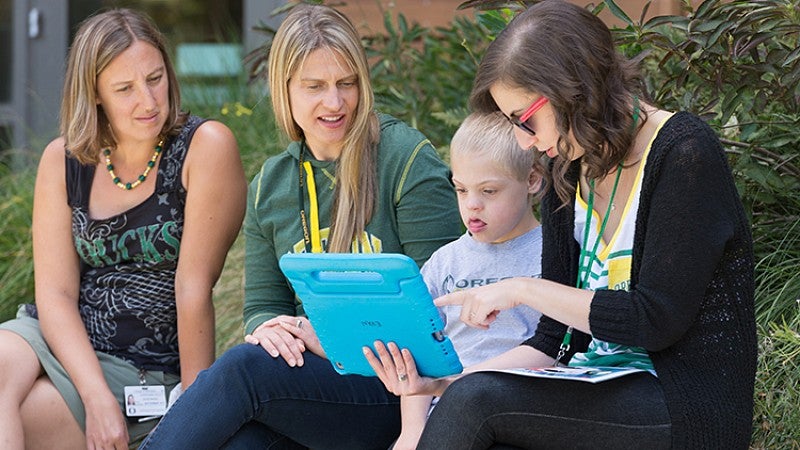 University of Oregon College of Education CDS students teaching speech skills