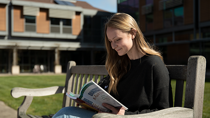 University of Oregon College of Education CFT student