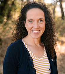 Portrait of Heather Leonard