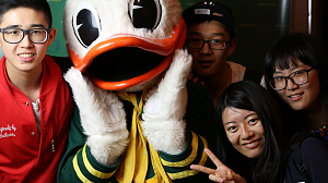 University of Oregon International Students with the UOregon Duck